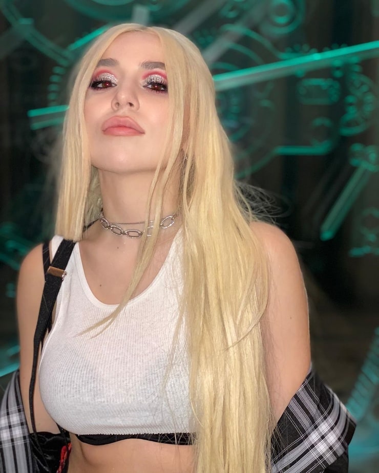 31 Hot Boobs Photos Of Ava Max That Ever Taken The Day Made