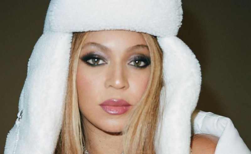 Hot Photos of Beyoncé Right From Heaven