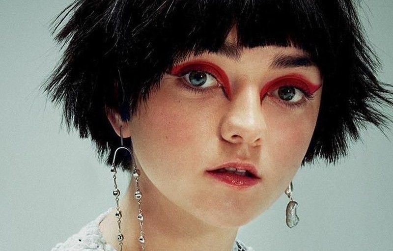 Jaw-dropping Hot Photos of Maisie Williams