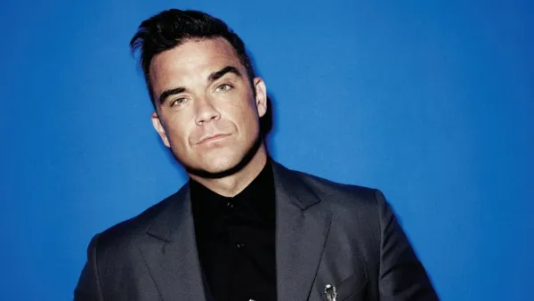 Robbie Williams - Sexiest Male Singers of all Time