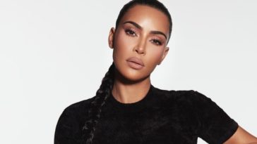 Sexy Photos of Kim Kardashian on the Internet