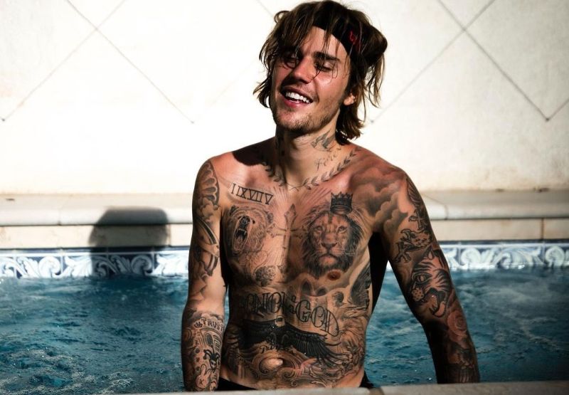 Unseen Sexy Shirtless Photos of Justin Bieber