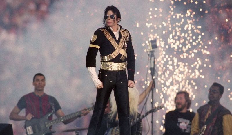 Five Michael Jackson's Iconic Performaces That Changed His Life Forever!