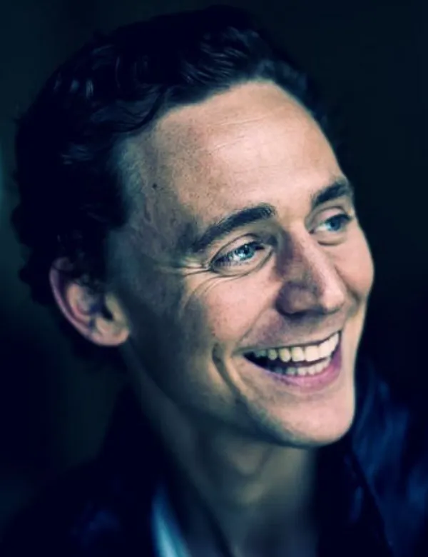 tom hiddleston - celebs with most beautiful smile